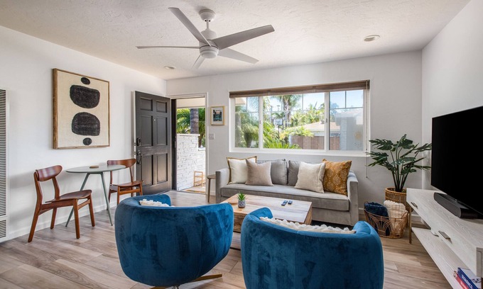 Leucadia House | Leucadia "Grandview" Bungalow ~ walk everywhere with beach gear!