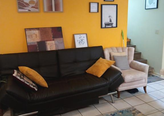 Alhambra Bed & Breakfast | Levander Cozy Home