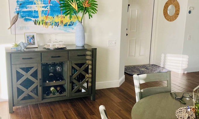 Tropical Cove Condo | Lexington CC, 3 bedroom, 2 bath, in the Golf Village!nGated Golf & Tennis Club