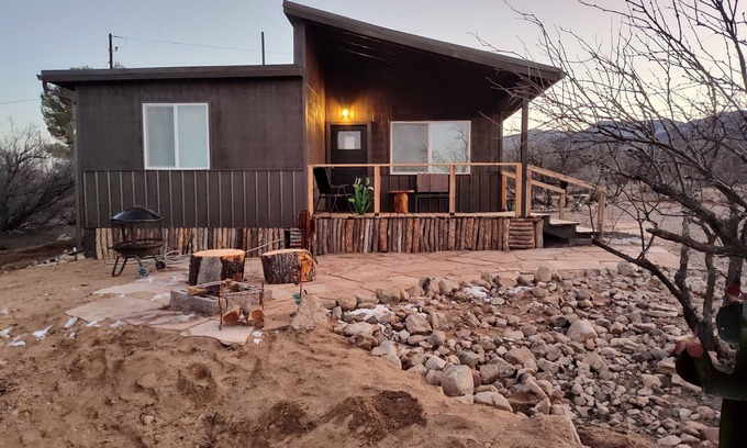 Camp Verde Cabin | Liberty Casa ...Private cabin in quiet Campe Verde with mountain views