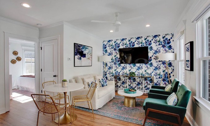 Historic District - North Apartment | Liberty Lane Carriage House With Garage Spot!