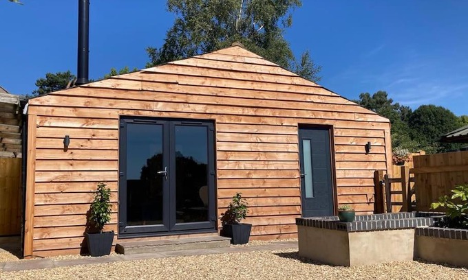 Winsham Apartment | Liberty Lodge