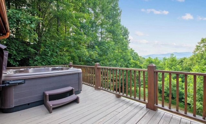 Mineral Bluff Cabin | License 2 Chill - Mineral Bluff, GA