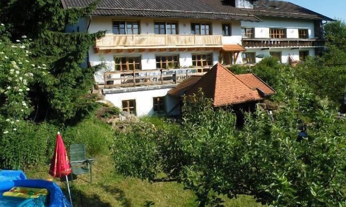 Drachselsried Apartment | Liebevoll eingerichtete 2-Zimmer Ferienwohnung mit großen Südwest Balkon