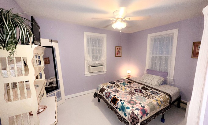 Ventnor City House | Life is good at the beach! 4br 2.5ba Pet-friendly home w/Parking.