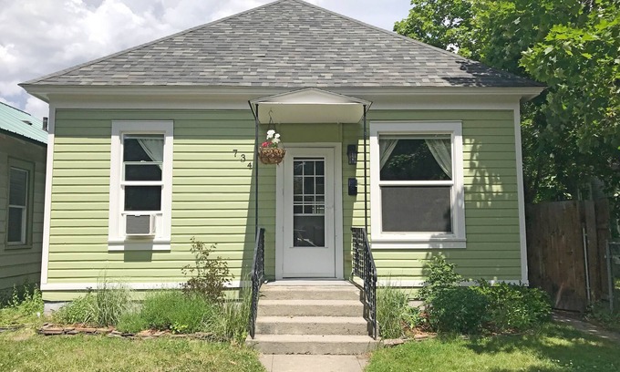 Heart of Missoula House | LIght and cozy house close to trails and downtown Missoula