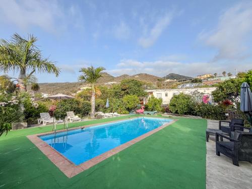 Callejones Apartment | Lightbooking Luymar con piscina Villa de Mazo