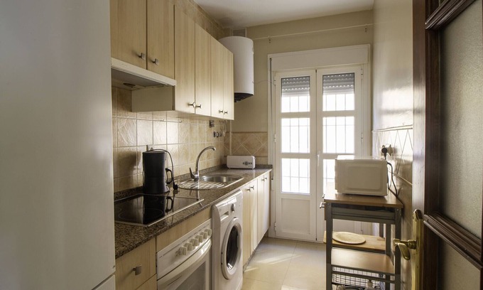 San Fernando Apartment | Lightbooking Mazarredo San Fernando