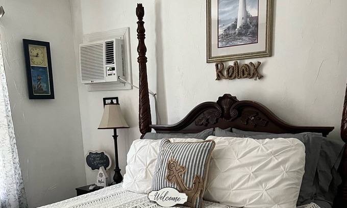 Bay St Louis Cottage | Lighthouse Cottage