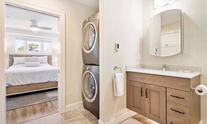 Pine Point Condo | Lighthouse Suites at Pine Point - only steps from beautiful Pine Point Beach!
