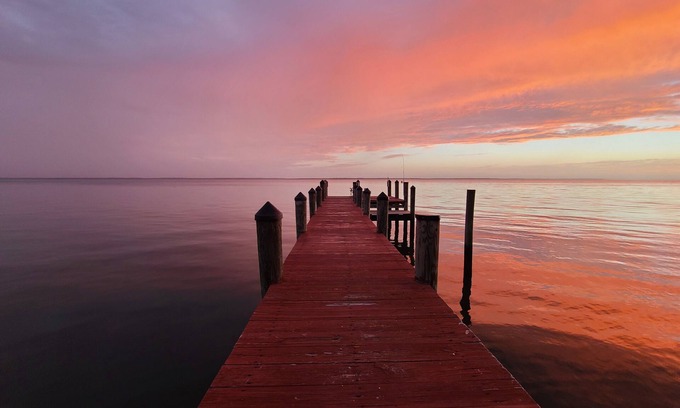 Issue House | Lil' Paradise On The Potomac - Private Pier ~ Waterfront