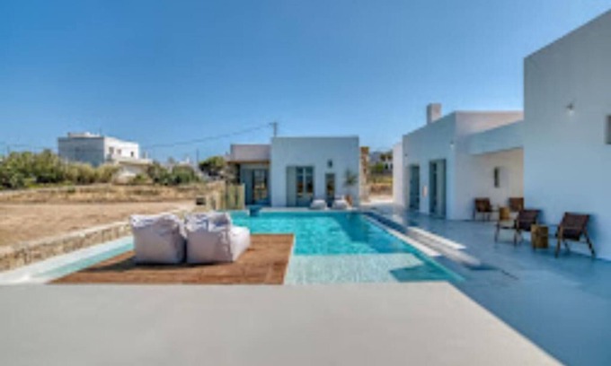 Piso Livadi Hotel | LIL Paros luxury suites in Paros