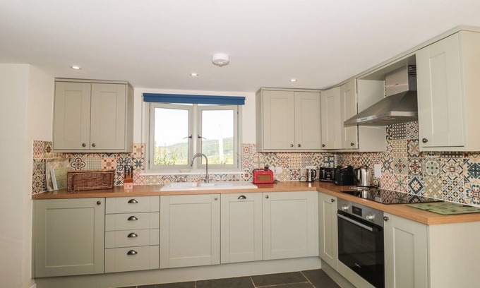 Wells Cottage | Lilac Cottage