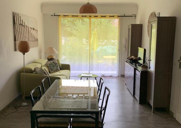 Pessac House | Lilas
