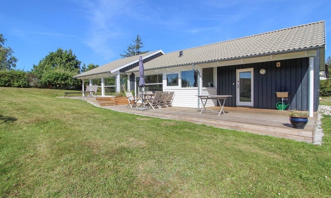 Handrup Strand House | "Lili" - 400m from the sea by Interhome