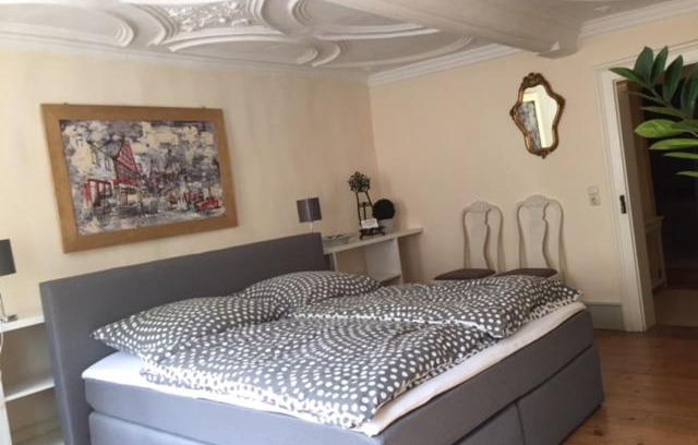 Karlstadt Apartment | Lilienzimmer