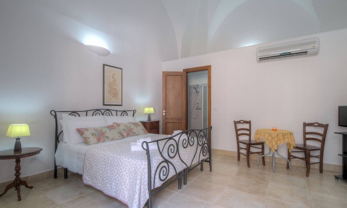 Vernole Apartment | Lilla B&B Lu Caffa by Typney