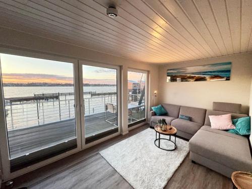 Schleswig House | Lille Fjord Hus