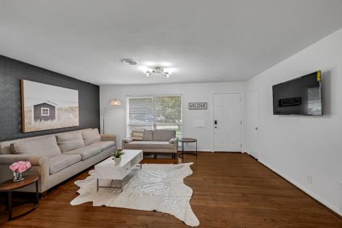 Houston House | Lilly's Maison #4