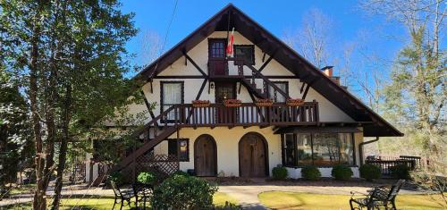 Dahlonega Cabin | Lily Creek Lodge