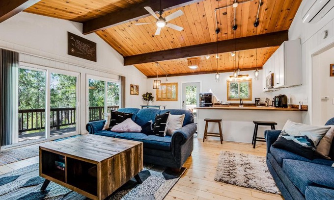 Idyllwild House | Lily Haus