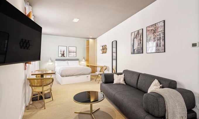 San Lorenzo Apartment | Limehome Cordoba Calle Pozanco - City Center