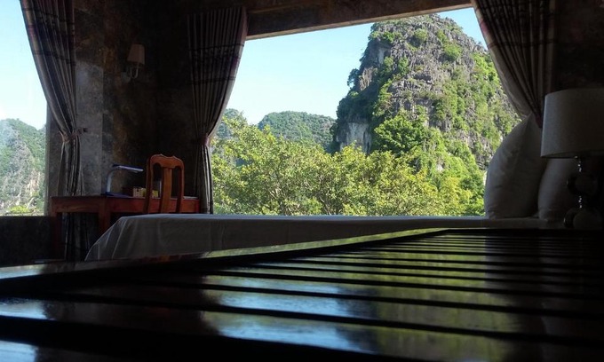 Hoa Lu House | Limestone View Homestay