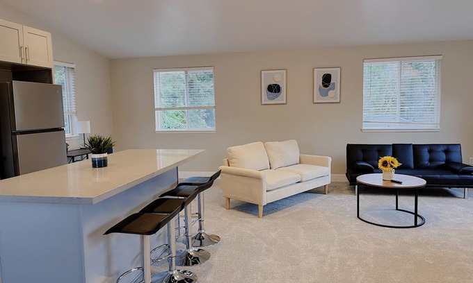 North Bend House | Limited Time 20% Off/MTN View/Modern PNW Getaway