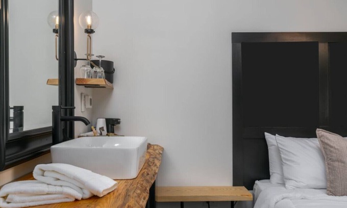 Ellicottville Cabin | Lincoln Boutique Motel- Lower King #2
