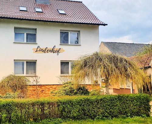 Falkenberg House | Lindenhof Falkenberg