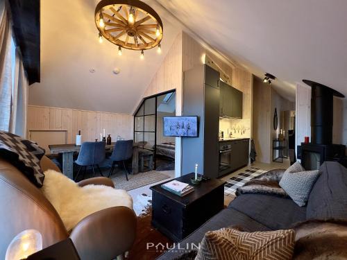 Salen Apartment | Lindvallen Ski Resort Pool and Padel - Sauna - 7 Guests
