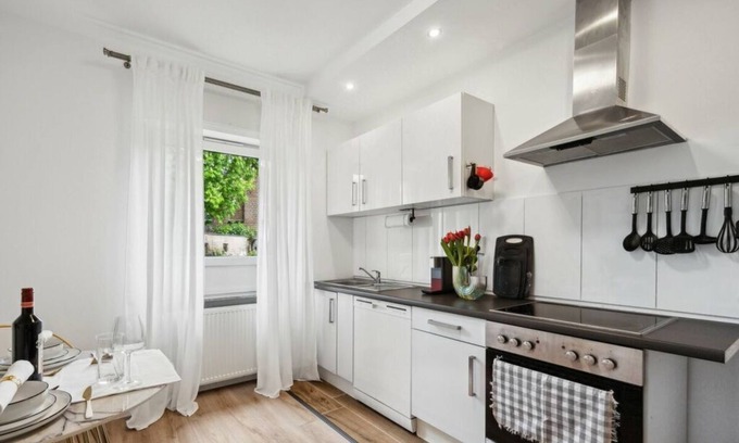 Barmen House | Linor Airbnb Comfortable holiday residence