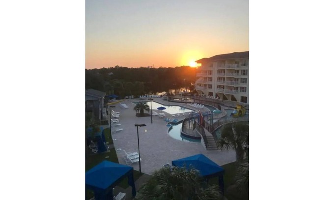 North Litchfield Beach Condo | Litchfield Beach Resort R&R Getaway