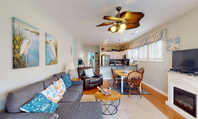 Litchfield by the Sea Villa | Litchfield Lakeside Oasis 2BR Villa near the Beach