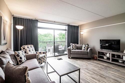 North Litchfield Beach House | Litchfield Retreat near Brookgreen Gardens