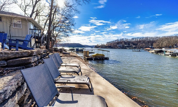 Gravois Mills House | Little Bearcat Bungalow – Stay on Ozark Waterfront
