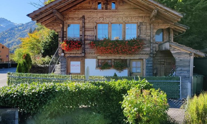 Matten bei Interlaken Apartment | Little Chalet Pirelli 1783
