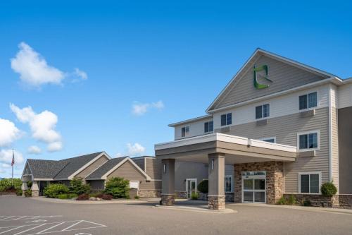New London Hotel | Little Crow Resort & Conference, Trademark by Wyndham