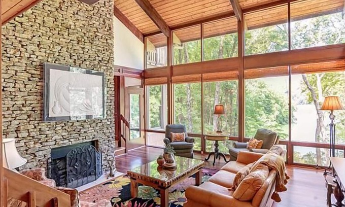 Big Canoe House | Little Deer Lodge