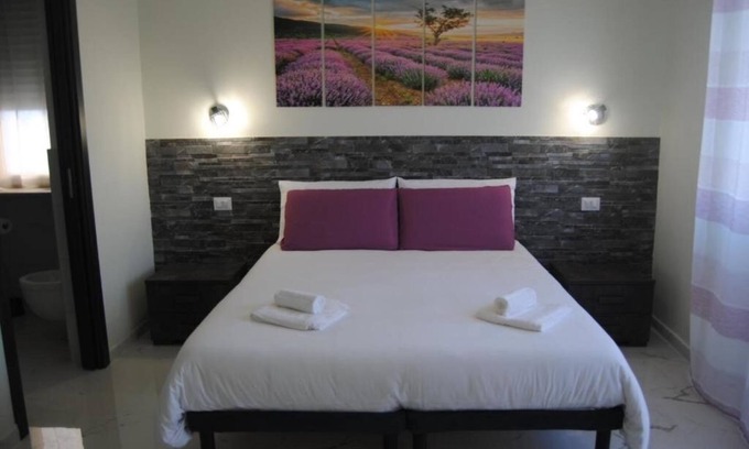 Zona XVI Torrenova House | Little Gardens Guest House - Lavender Room