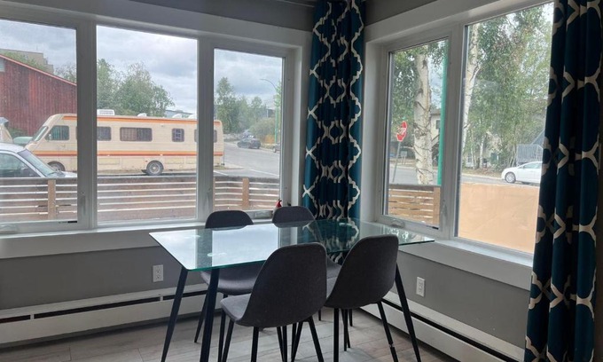 Yellowknife House | Little holiday home
