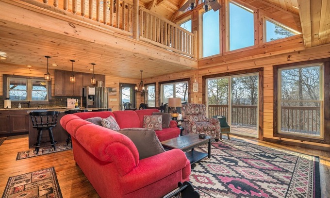 Pisgah Forest Cabin | Little Mountain Lodge | 3 Bed, 3 Bath