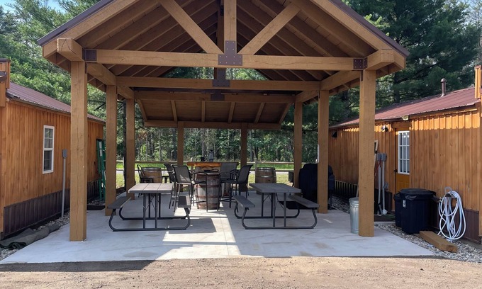 Irons Cabin | Little O'L Town-Cozy Rustic Western Town, private cabins. Great for GROUPS!