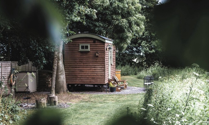 Winestead Cottage | Little Otchan Shepherd's Hut