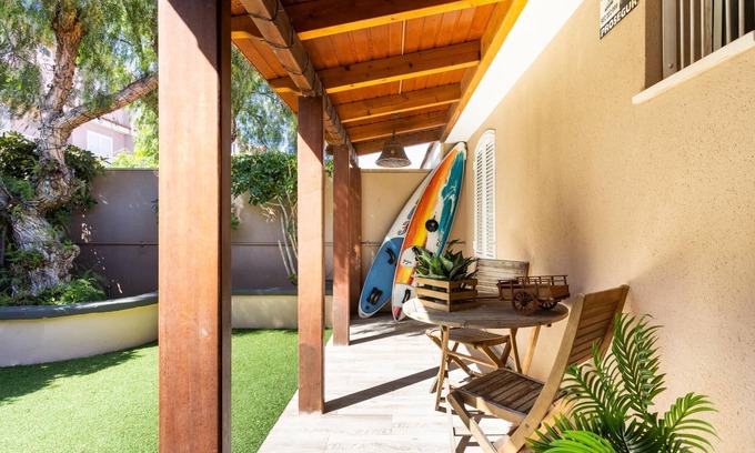 Acoran Villa | LIVE ACORAN BRISAMAR