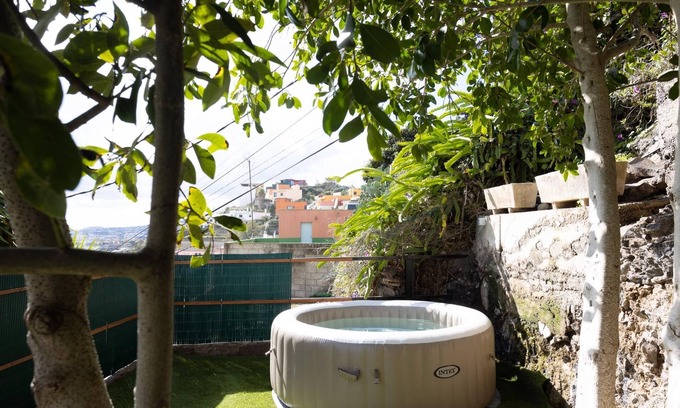 Santa Cruz de Tenerife Villa | LIVE MY PLACE CASA TATA