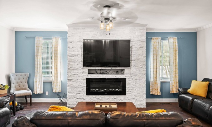 Brunswick House | Live Oak Paradise | 3 Bed, 2.5 Bath