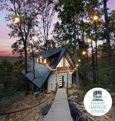 Wildwood House | Live Oak Treehouse at Treetop Escapes