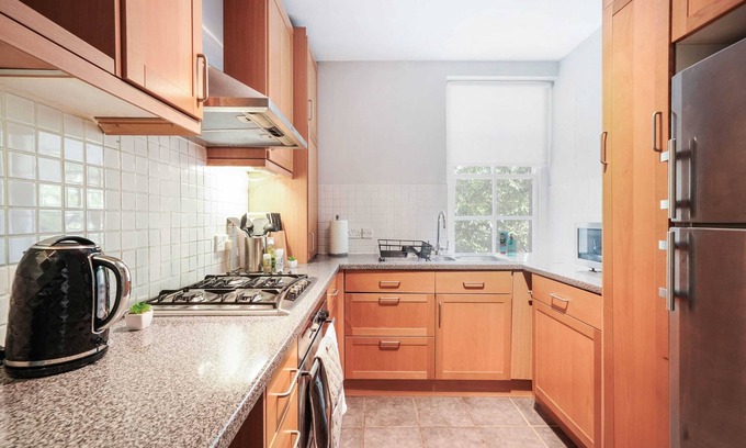 Vincent Square Apartment | Livestay Chic 2BR Westminster Apt Gym & Garden