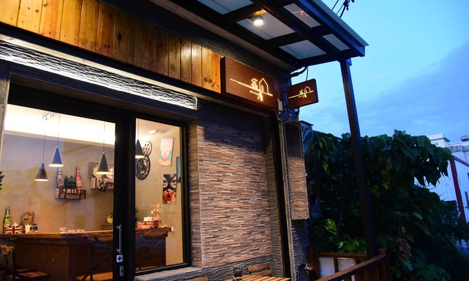 Hengchun Bed & Breakfast | Living house
